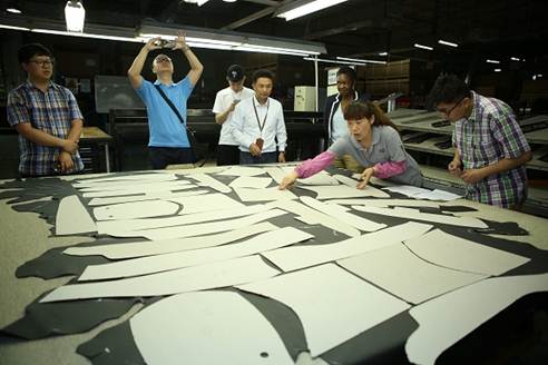 伟巴斯特的极致天窗工艺新葡京娱乐场app遇见(图4)