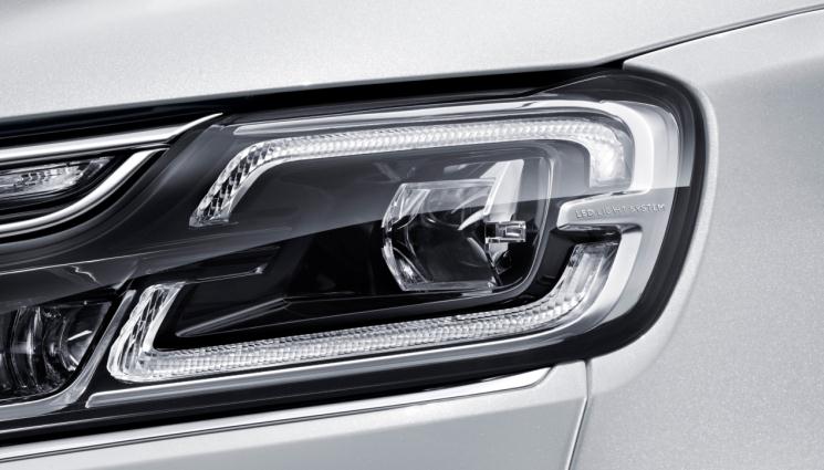 伟巴斯特的极致天窗工艺新葡京娱乐场app遇见(图7)