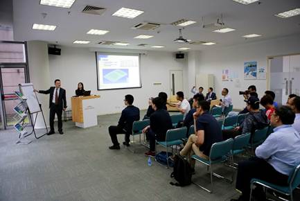 伟巴斯特的极致天窗工艺新葡京娱乐场app遇见(图21)