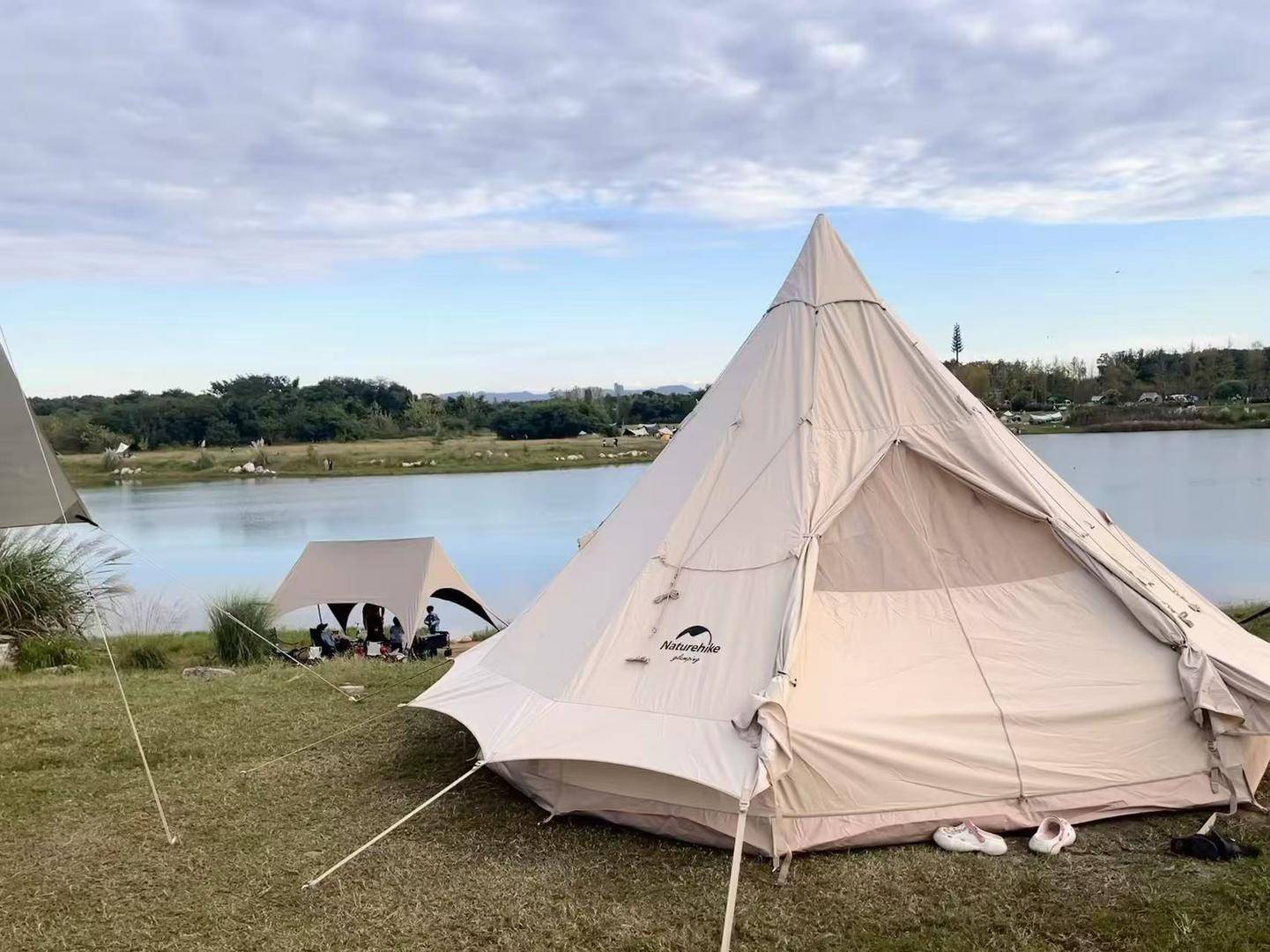 新、围炉煮茶走俏成都户外又“忙”起来了新葡京娱乐城冬季露营升温！取暖装备上(图3)