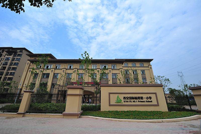 五证齐全-大型企业办公-轨交房-效果图新葡京中国五矿金融贸易中心【写字楼】-(图16)